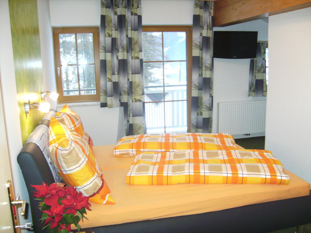 Gaestehaus Bergrast Schladming Room photo